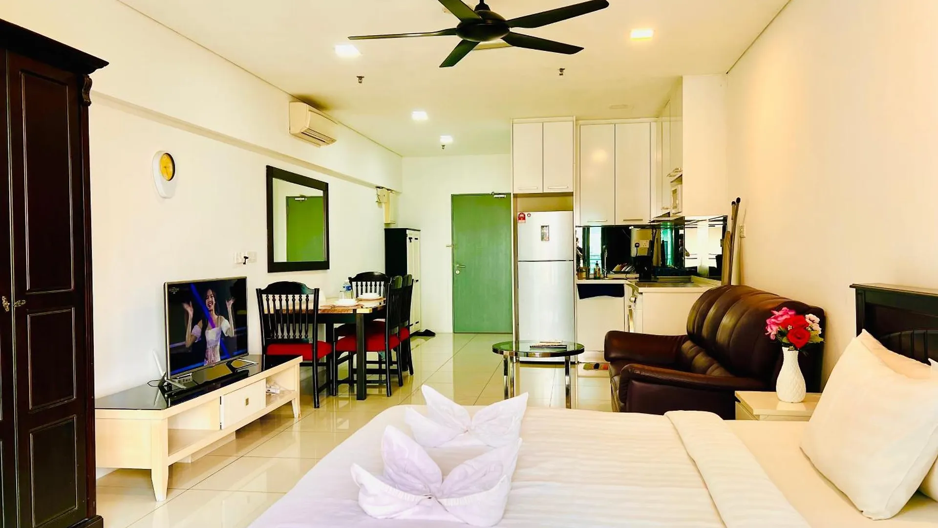 Hotel Summer Suite Klcc By Citybox Like Home Kuala Lumpur